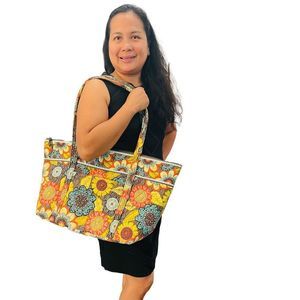 SOLD- Vera Bradley Pattern Large Tote Bag